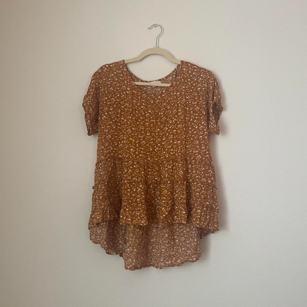 Short Sleeve Ruffle Blouse